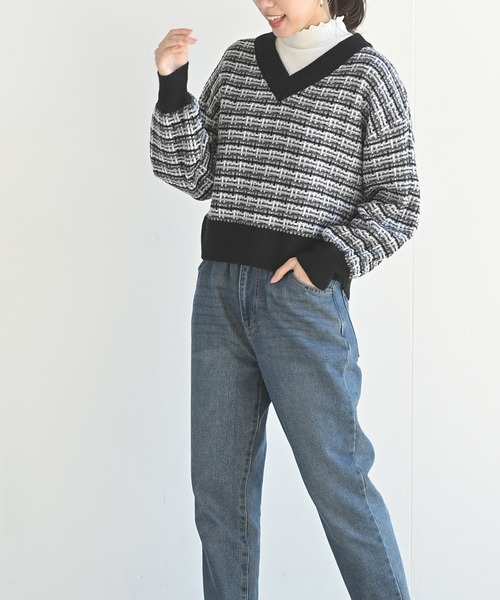 rps(アールピーエス)の「ツイードルックVネックニットプルオーバー(ニット/セーター・レディース・ブラック/ベージュ/オフホワイト・M)」の17枚目の写真