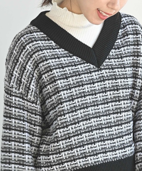 rps(アールピーエス)の「ツイードルックVネックニットプルオーバー(ニット/セーター・レディース・ブラック/ベージュ/オフホワイト・M)」の21枚目の写真