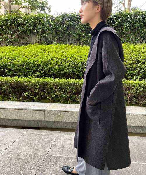 THE SHOP TK （ザ ショップ ティーケー ）の「◆ダブルフェイス圧縮シャージフーディーコート（カーディガン/ボレロ・レディース・チャコールグレー/アイボリー・12/13）」の13枚目の写真