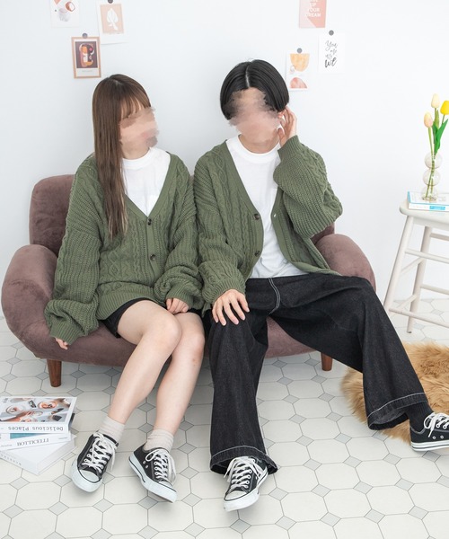 PairPair(ペアペア)の「ケーブルカーディガン(ユニセックス)(カーディガン/ボレロ・レディース・グリーン/アイボリー/キャメル・MEDIUM/LARGE)」の14枚目の写真