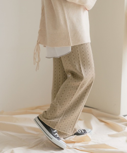 ITEMS URBANRESEARCH(アイテムズ アーバンリサーチ)の「ジャガードニットパンツ(その他パンツ・レディース・ブラウン/グリーン/モカ・FREE)」の7枚目の写真