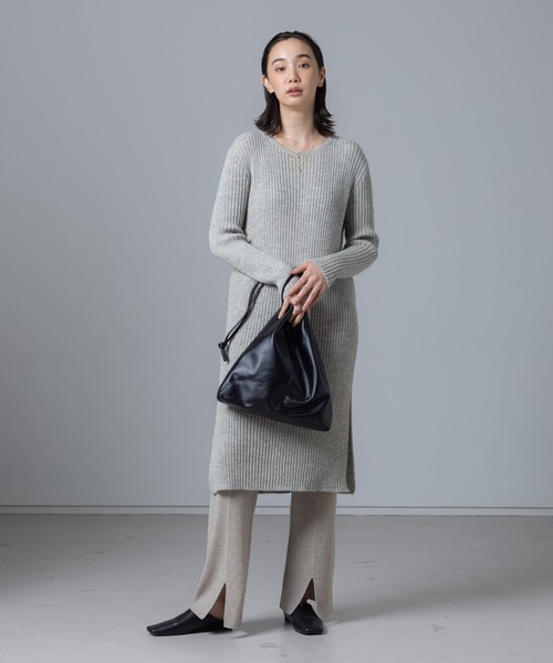 collex（コレックス）の「【別注】THE CASE×collex 2WAYレザー巾着トートバッグ（トートバッグ・レディース・ブラック/ベージュ/カーキ/オフホワイト・フリー）」の12枚目の写真