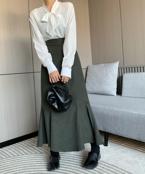 Diosfront（ディオスフロント）の「バックスリットハイウエストマキシ丈マーメイドスカート（スカート・レディース・モカ/ベージュ/ダークグリーン/ワインレッド/チャコールグレー/ラベンダー/グレイッシュベージュ・S/M/L）」の6枚目の写真