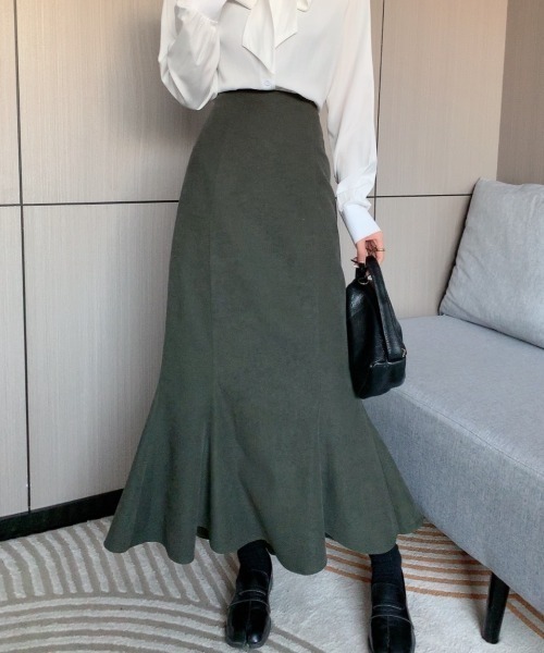 Diosfront（ディオスフロント）の「バックスリットハイウエストマキシ丈マーメイドスカート（スカート・レディース・モカ/ベージュ/ダークグリーン/ワインレッド/チャコールグレー/ラベンダー/グレイッシュベージュ・S/M/L）」の20枚目の写真