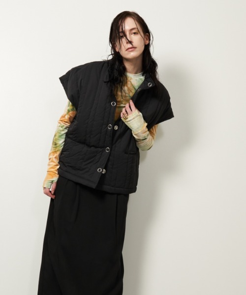 Solace(ソレイス)の「ストライプキルティング中綿ベスト(ダウンベスト・レディース・アイボリー/ブラック・FREE)」の6枚目の写真