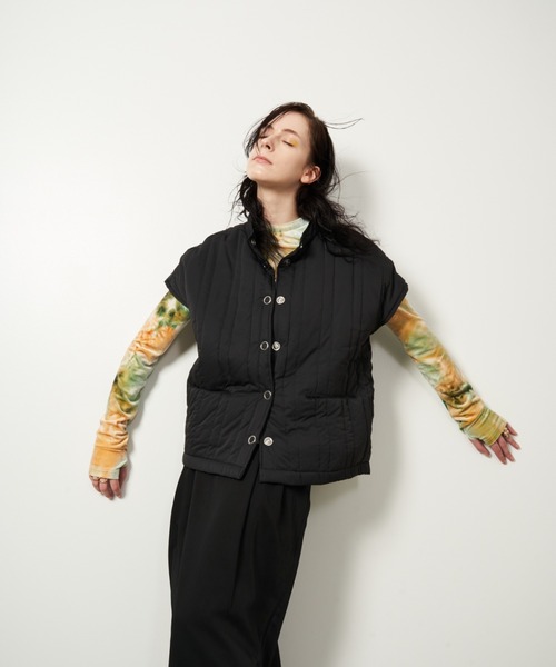 Solace(ソレイス)の「ストライプキルティング中綿ベスト(ダウンベスト・レディース・アイボリー/ブラック・FREE)」の10枚目の写真