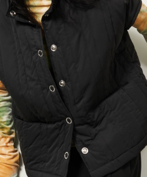 Solace(ソレイス)の「ストライプキルティング中綿ベスト(ダウンベスト・レディース・アイボリー/ブラック・FREE)」の11枚目の写真