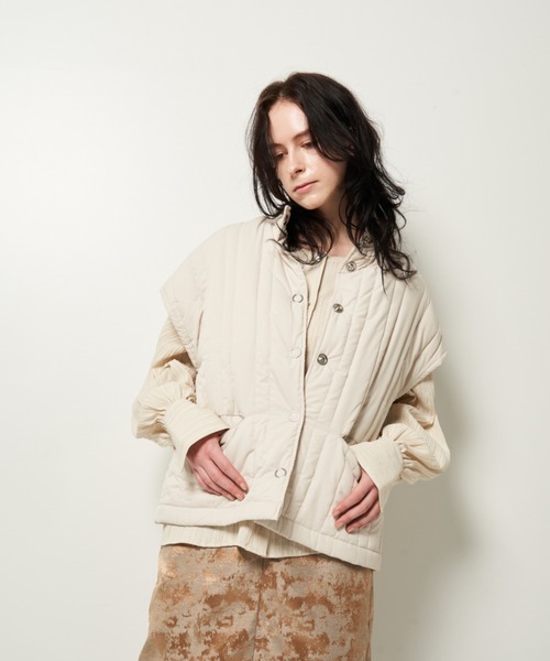 Solace(ソレイス)の「ストライプキルティング中綿ベスト(ダウンベスト・レディース・アイボリー/ブラック・FREE)」の13枚目の写真