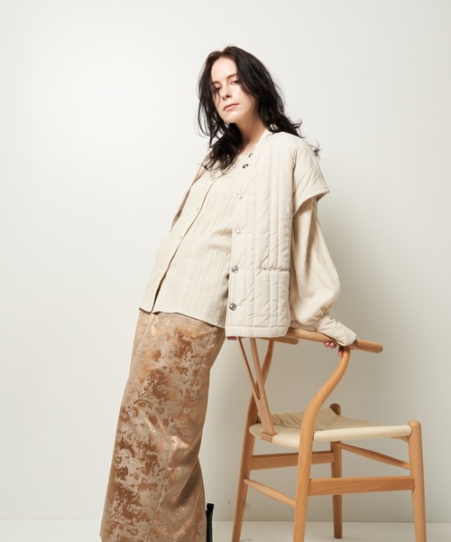 Solace(ソレイス)の「ストライプキルティング中綿ベスト(ダウンベスト・レディース・アイボリー/ブラック・FREE)」の20枚目の写真