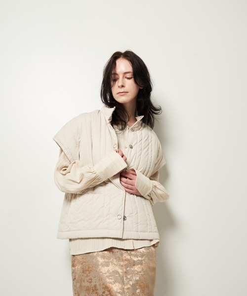 Solace(ソレイス)の「ストライプキルティング中綿ベスト(ダウンベスト・レディース・アイボリー/ブラック・FREE)」の16枚目の写真