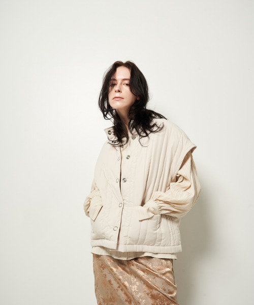 Solace(ソレイス)の「ストライプキルティング中綿ベスト(ダウンベスト・レディース・アイボリー/ブラック・FREE)」の21枚目の写真