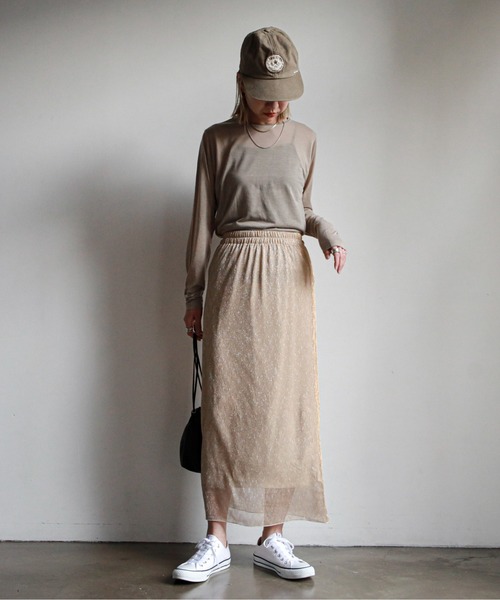 feepur(フェピュール)の「グリッターシアータイトスカート(スカート・レディース・ブラック/ベージュ/ブルー・SMALL/MEDIUM)」の11枚目の写真