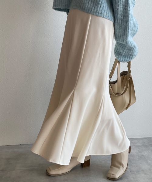 w closet(ダブルクローゼット)の「ハイウエストマーメイドスカート(スカート・レディース・ブラック/アイボリー/ダークブラウン系1・FREE)」の5枚目の写真