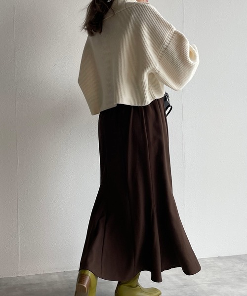 w closet(ダブルクローゼット)の「ハイウエストマーメイドスカート(スカート・レディース・ブラック/アイボリー/ダークブラウン系1・FREE)」の11枚目の写真