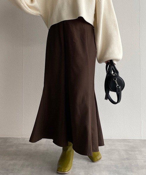 w closet(ダブルクローゼット)の「ハイウエストマーメイドスカート(スカート・レディース・ブラック/アイボリー/ダークブラウン系1・FREE)」の16枚目の写真