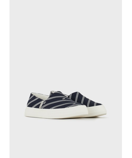 EMPORIO ARMANI(エンポリオアルマーニ)の「【エンポリオ アルマーニ】ストライプ×ロゴ スリッポン(スリッポン・メンズ・ブルー系その他・8/7/10/9/6)」の3枚目の写真