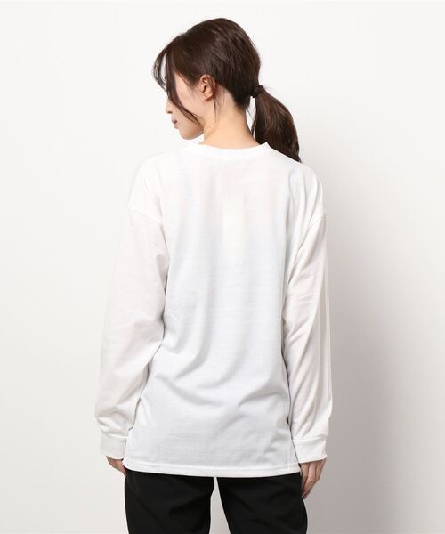 ehka sopo（エヘカソポ）の「ワンポイントロゴロンT（Tシャツ/カットソー・レディース・オフホワイト/ブラック/ベージュ・ﾌﾘ-）」の5枚目の写真