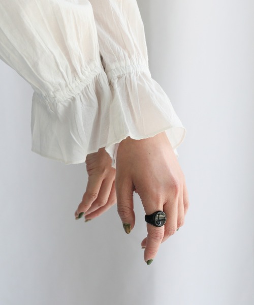 select MOCA（セレクトモカ）の「オーバルカラーリング（リング・レディース・ホワイト/ブラック・FREE）」の5枚目の写真