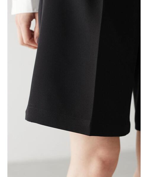 Green　Parks（グリーンパークス）の「・ELENCARE DUE ハーフパンツ（その他パンツ・レディース・ブラック/ライトカーキ・FREE）」の9枚目の写真