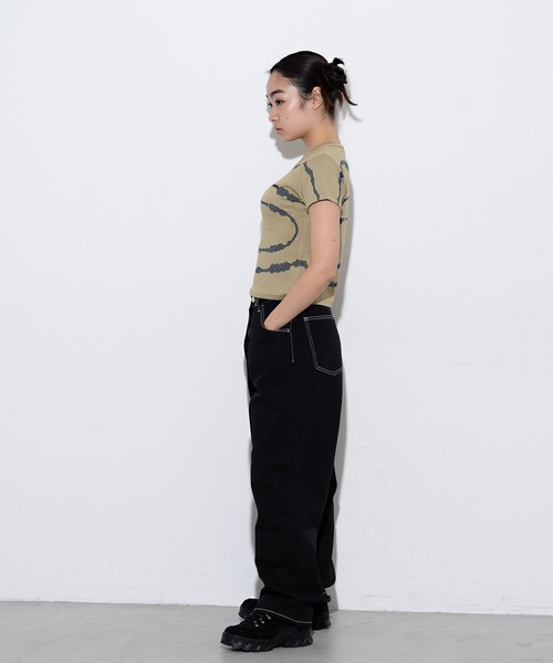 X-girl(エックスガール)の「CIRCLE TIE-DYE S/S BABY TEE(Tシャツ/カットソー・レディース・ネイビー/ベージュ・M/S)」の18枚目の写真