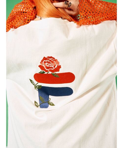 FILA（フィラ）の「FILA Tシャツ【コラボ】（Tシャツ/カットソー・レディース・ブラック/オフホワイト/ブルー・MEDIUM）」の18枚目の写真