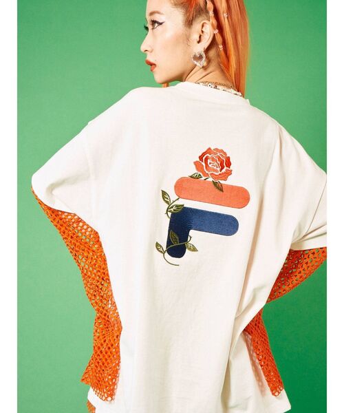 FILA（フィラ）の「FILA Tシャツ【コラボ】（Tシャツ/カットソー・レディース・ブラック/オフホワイト/ブルー・MEDIUM）」の19枚目の写真