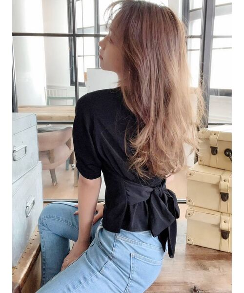 RESEXXY（リゼクシー）の「フロントボタンバックリボントップス（シャツ/ブラウス・レディース・ブラック/ブルー/ホワイト/ブラウン・FREE）」の7枚目の写真