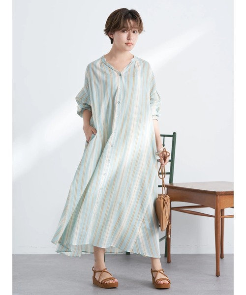 earth music&ecology(アースミュージックアンドエコロジー)の「マルチストライプシャツワンピース(シャツワンピース・レディース・サックスブルー/チャコールグレー/アイボリー・FREE)」の10枚目の写真