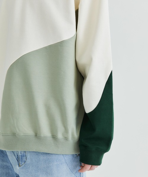 soe（ソーイ）の「STUDIOUS別注 SWEAT WITH PRE（スウェット・メンズ・オフホワイト/ライトベージュ・3/2）」の14枚目の写真