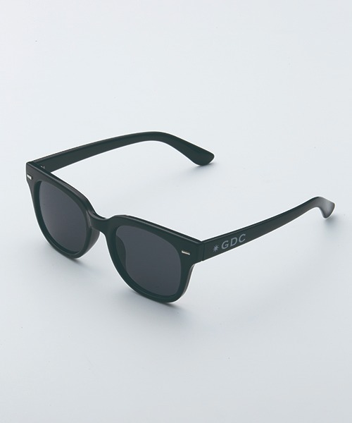 GDC（ジーディーシー）の「BLACK FRAME SUNGLASSES（サングラス・メンズ・ブラック/グレー/ブルー・FREE）」の2枚目の写真