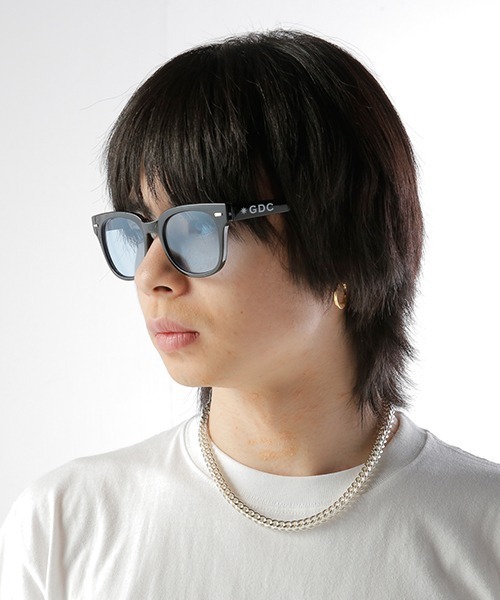 GDC（ジーディーシー）の「BLACK FRAME SUNGLASSES（サングラス・メンズ・ブラック/グレー/ブルー・FREE）」の16枚目の写真