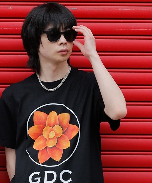 GDC（ジーディーシー）の「BLACK FRAME SUNGLASSES（サングラス・メンズ・ブラック/グレー/ブルー・FREE）」の7枚目の写真