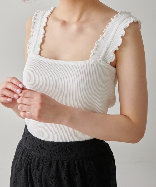 FREE'S MART（フリーズマート）の「◆フリルストラップリブニットタンク（ニット/セーター・レディース・ホワイト/ブラック/ピンク/グリーン・FREE）」の2枚目の写真