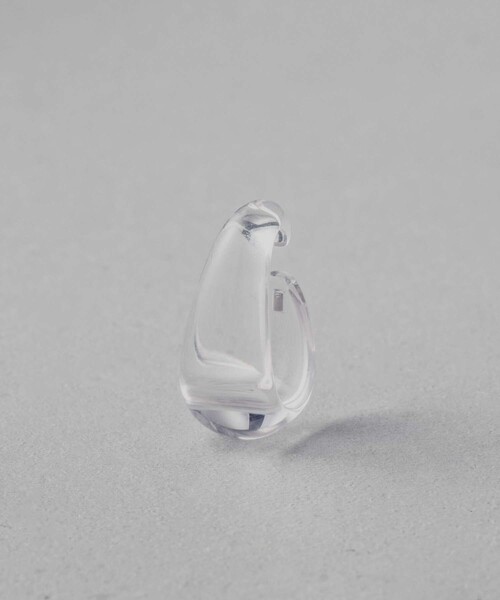 and cloud（アンドクラウド）の「Haze Clear Earcuff（イヤーカフ・レディース・ホワイト系その他/クリア・FREE）」の4枚目の写真