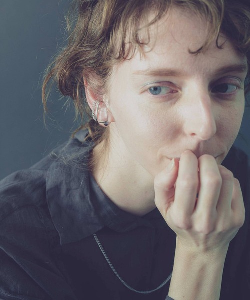 and cloud（アンドクラウド）の「Haze Clear Earcuff（イヤーカフ・レディース・ホワイト系その他/クリア・FREE）」の6枚目の写真