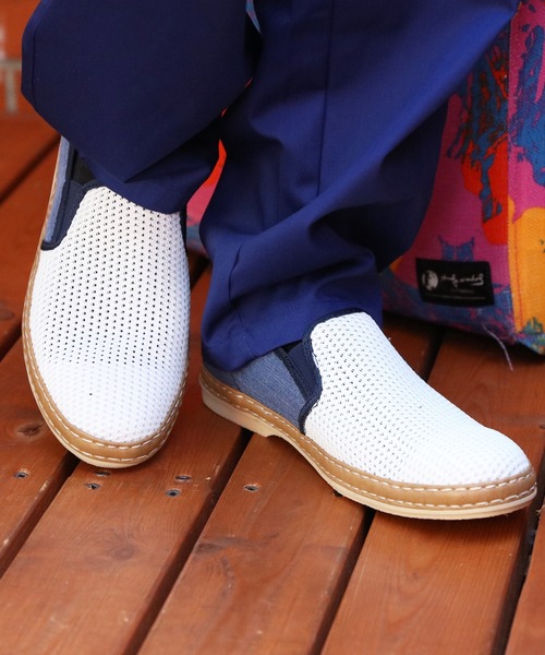 ８(eight)（エイト）の「メッシュスリッポン（スリッポン・メンズ・ブラック/ネイビー/ブラック×ホワイト/ホワイト・25.0cm/26.5cm/27.0cm/26.0cm/28.0cm/25.5cm）」の2枚目の写真