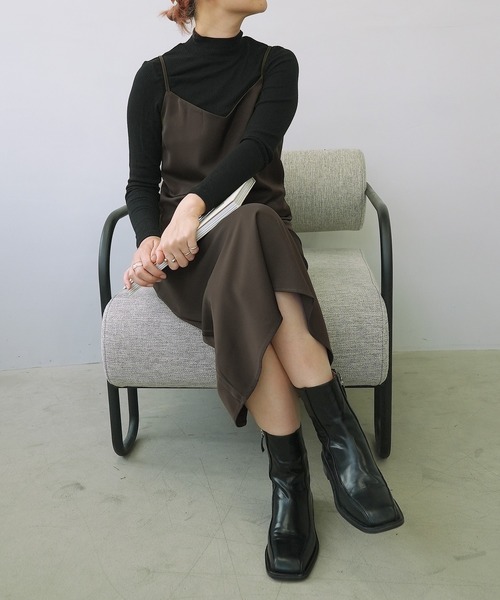 c.u.l（シーユーエル）の「Vネックサテンキャミソールワンピース culw240（ワンピース・レディース・ブラック/ブラウン/ベージュ・L/M）」の6枚目の写真