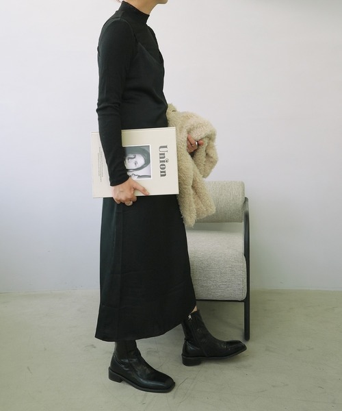 c.u.l（シーユーエル）の「Vネックサテンキャミソールワンピース culw240（ワンピース・レディース・ブラック/ブラウン/ベージュ・L/M）」の18枚目の写真