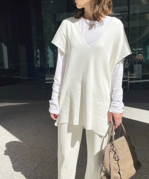 Re:EDIT（リエディ）の「[低身長サイズ有]プレーティングリブニットベスト（ベスト・レディース・ホワイト/ブラック/ブラウン/ライム・MEDIUM/LARGE/SHORT）」の6枚目の写真