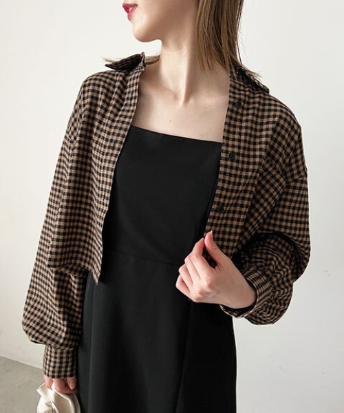 FREE'S MART(フリーズマート)の「◆ボリュームスリーブショート丈シャツ(シャツ/ブラウス・レディース・ホワイト/ブルー/ブラック系その他/ベージュ系その他・FREE)」の6枚目の写真