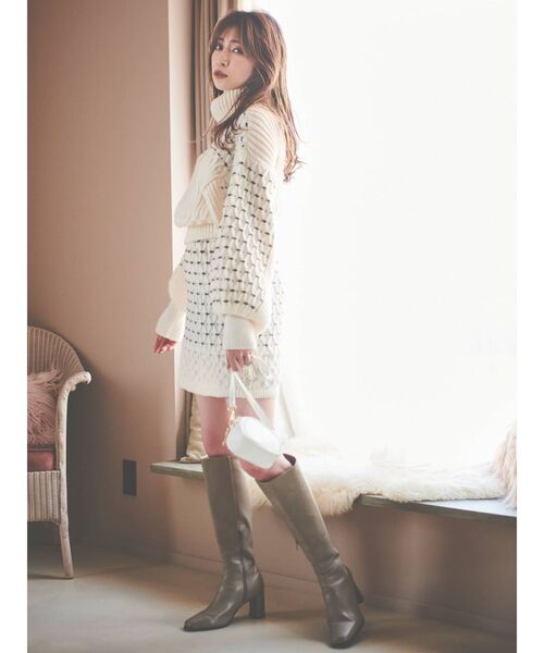 dazzlin（ダズリン）の「フラワーアートセットニットトップス（ニット/セーター・レディース・アイボリー/ブラック/パープル・FREE）」の11枚目の写真