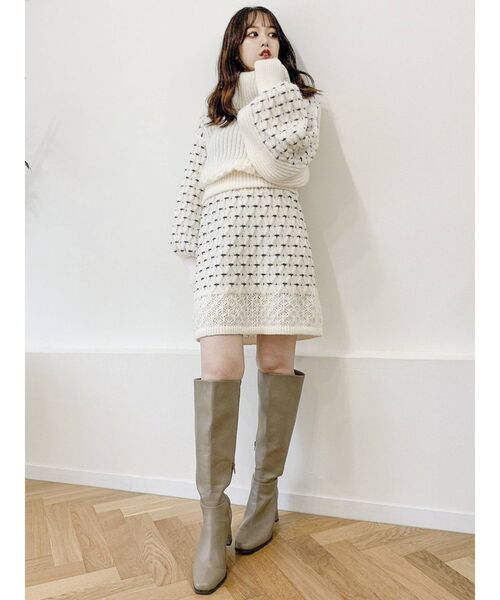 dazzlin（ダズリン）の「フラワーアートセットニットトップス（ニット/セーター・レディース・アイボリー/ブラック/パープル・FREE）」の16枚目の写真