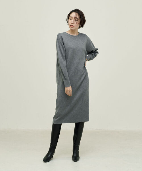 NOLLEY’S（ノーリーズ）の「◇【WEB限定】《手洗い可能》ラメ2WAYミラノリブパールワンピース（ワンピース・レディース・ベージュ/グレー・38/36）」の4枚目の写真