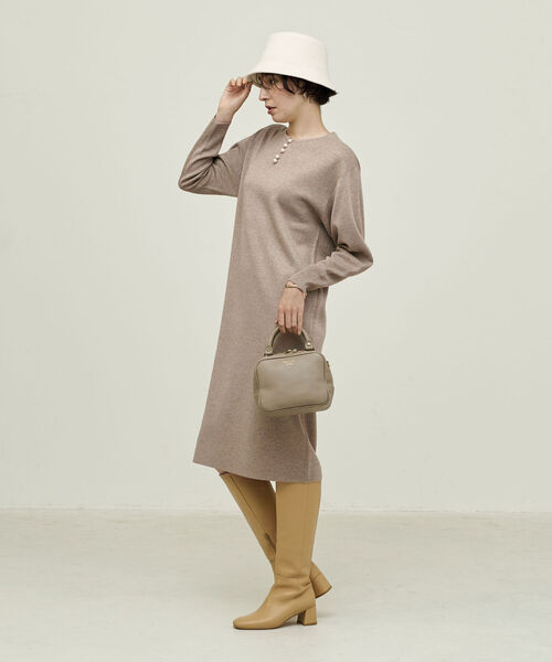 NOLLEY’S（ノーリーズ）の「◇【WEB限定】《手洗い可能》ラメ2WAYミラノリブパールワンピース（ワンピース・レディース・ベージュ/グレー・38/36）」の17枚目の写真