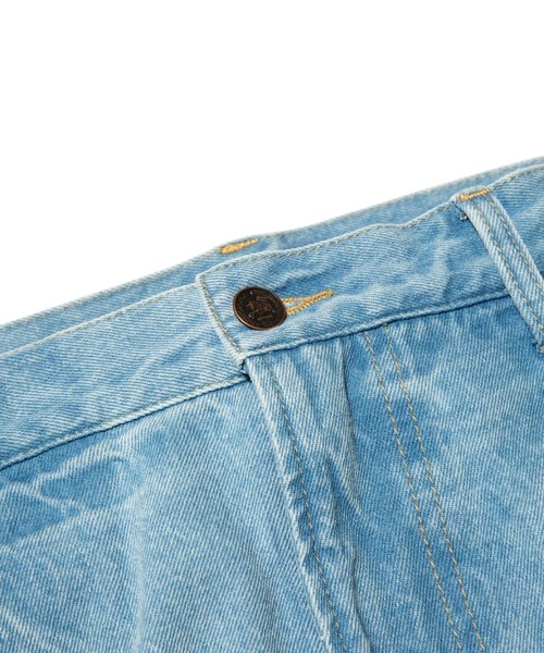 glamb(グラム)の「Baggy Tuck Denim / バギータックデニム(デニムパンツ・メンズ・ライトインディゴブルー・M/S/L)」の4枚目の写真