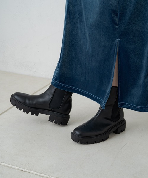 Kastane(カスタネ)の「【2022AWアイテム】厚底ミドルブーツ(ブーツ・レディース・ブラック・39/37/38)」の8枚目の写真
