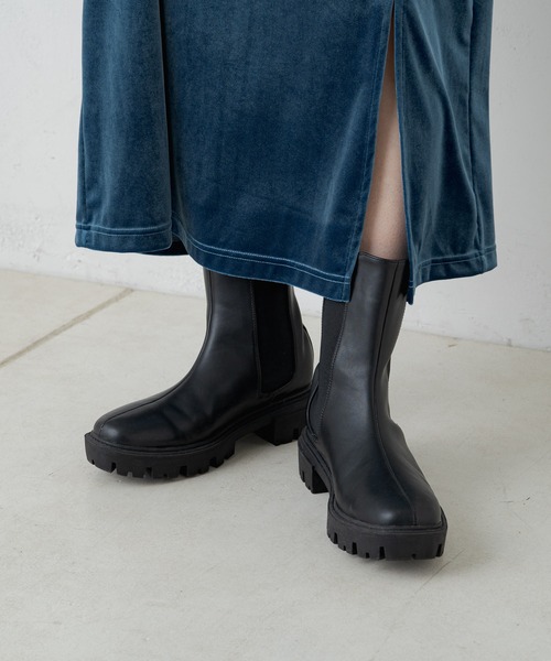 Kastane(カスタネ)の「【2022AWアイテム】厚底ミドルブーツ(ブーツ・レディース・ブラック・39/37/38)」の10枚目の写真
