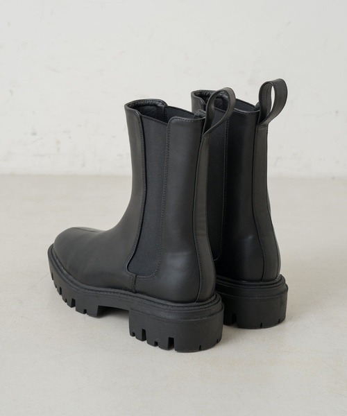 Kastane(カスタネ)の「【2022AWアイテム】厚底ミドルブーツ(ブーツ・レディース・ブラック・39/37/38)」の4枚目の写真