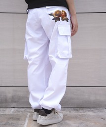 Chica（チカ）の「Chica/チカ/エンジェルカーゴパンツ（カーゴパンツ・レディース）」