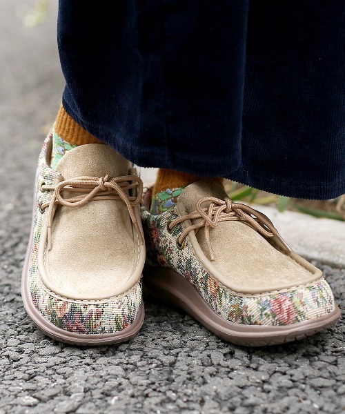 チチカカ（チチカカ）の「ジャカードモカシンシューズ（モカシン/デッキシューズ・レディース・ブラック/ベージュ・MEDIUM/LARGE）」の2枚目の写真